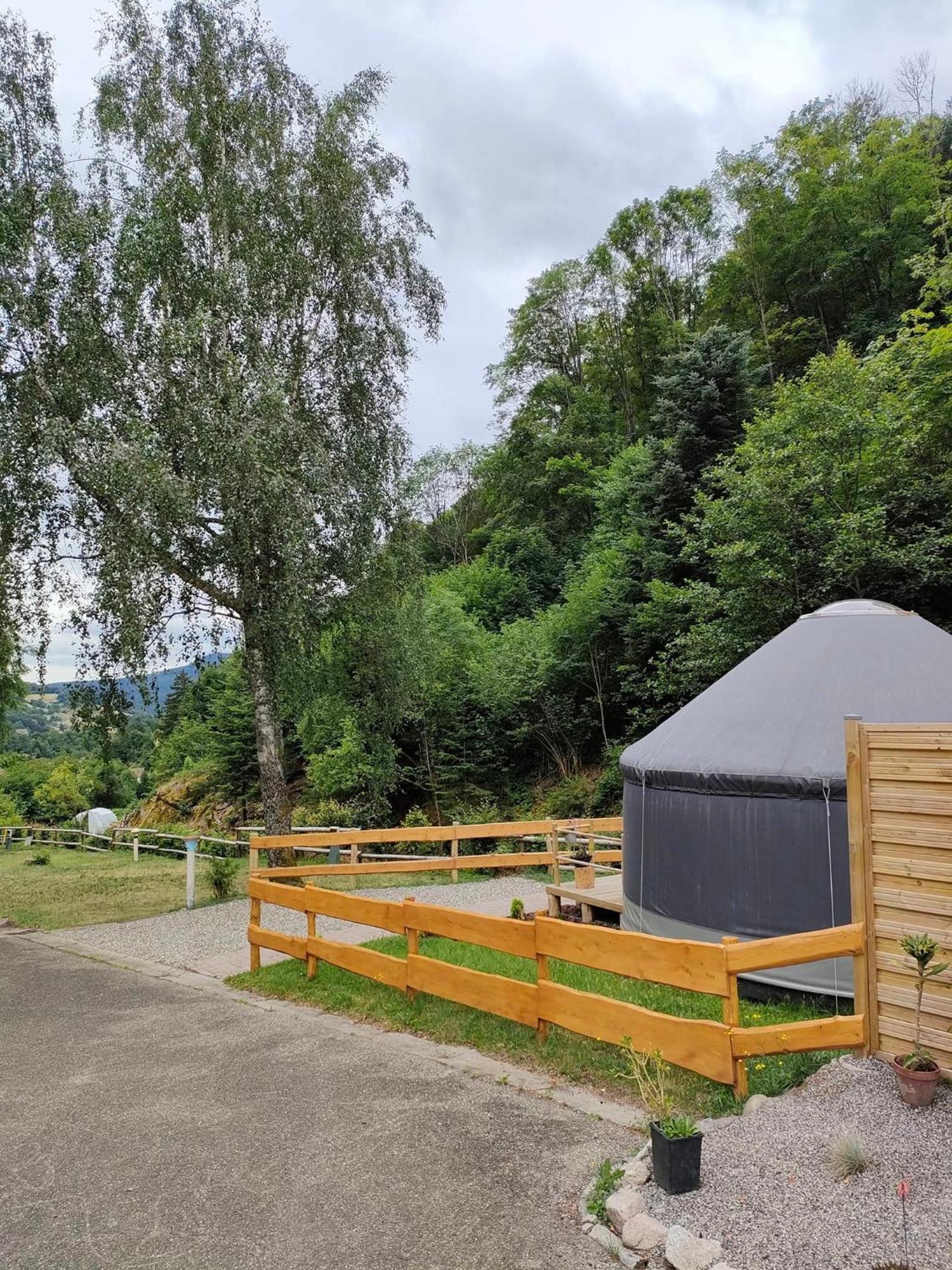 Yourte Des Verts Bois Фреланд Экстерьер фото